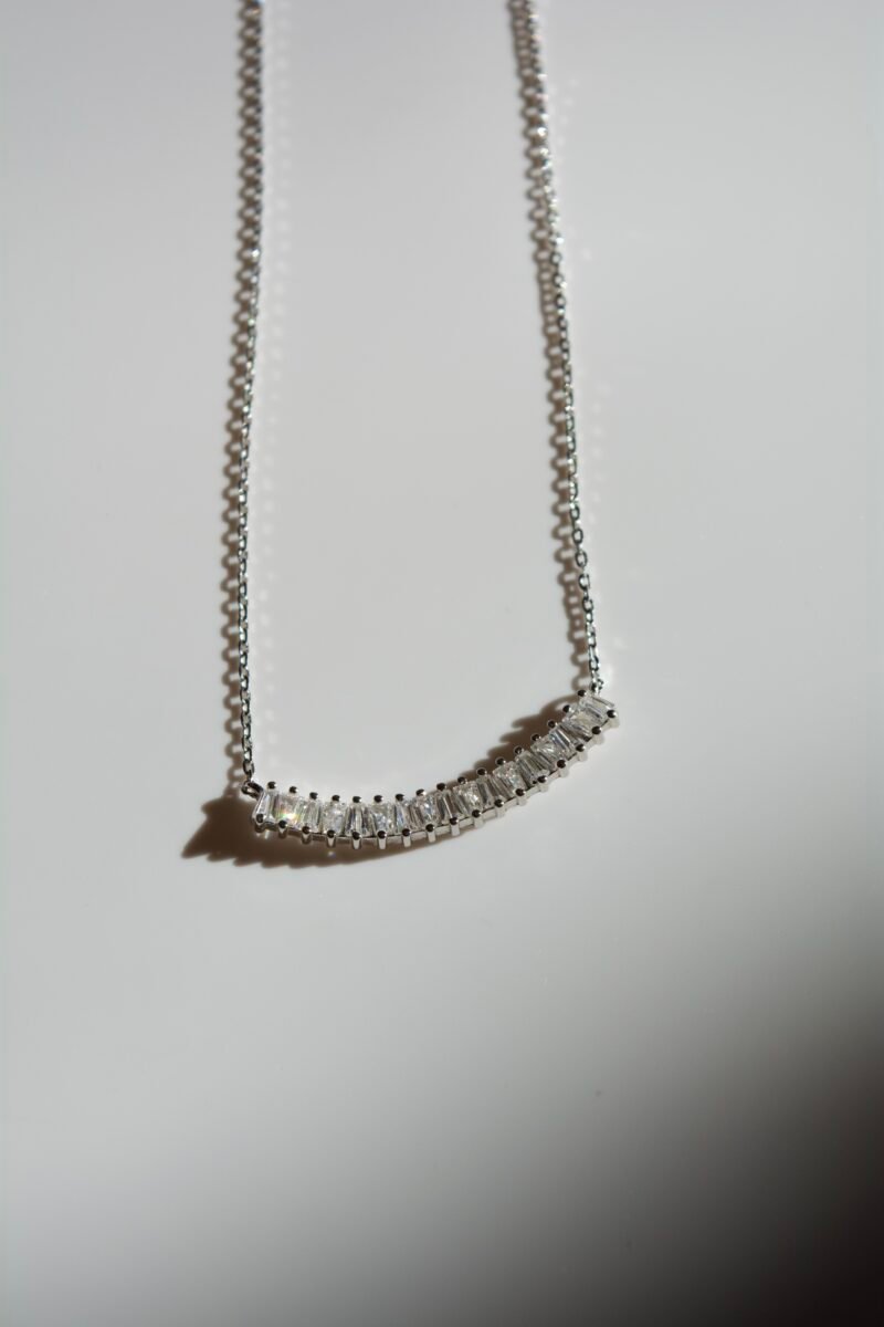 ARIELLA Silver necklace