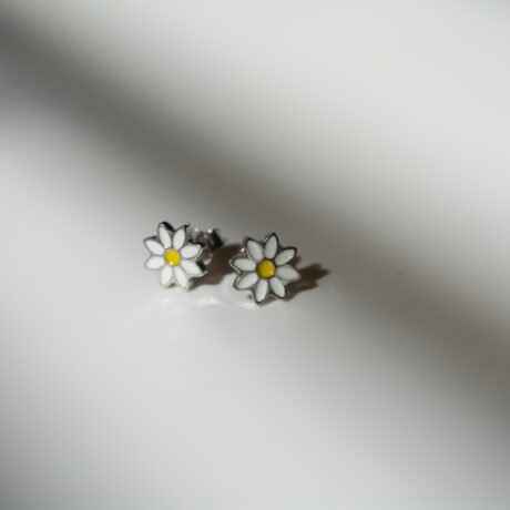 DAISY WHITE Earrings